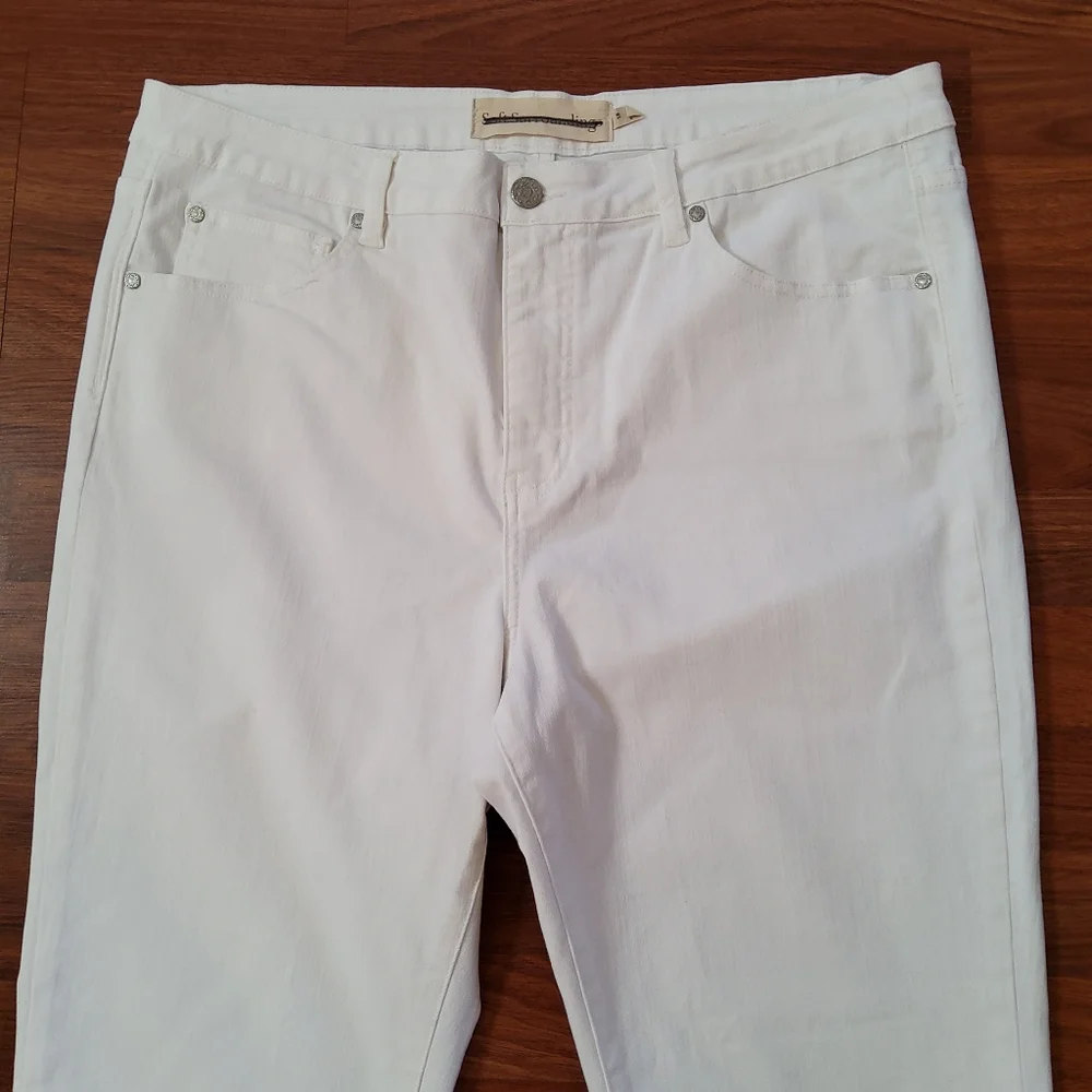 New Soft Surroundings White Capri Bermuda Jean Shorts Pants Size 18 - Picture 2 of 7